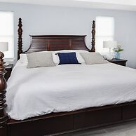 Phoenix Quite Area Pool and Great Water few