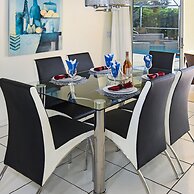 Su Casa - XXL Pool Area Pool Spa 3 Bedroom 2 Bath