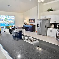 Rosegarden - Pool Spa and Perfect Water View