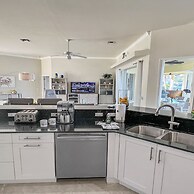 Rosegarden - Pool Spa and Perfect Water View