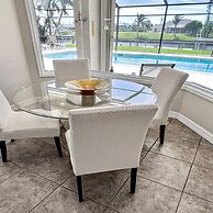 Timeout -south Facing With Large Terrace and Pool