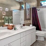 Timeout -south Facing With Large Terrace and Pool