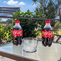 Timeout -south Facing With Large Terrace and Pool