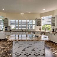 Golden Globe - Luxury on the Canal With Pool spa