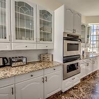 Golden Globe - Luxury on the Canal With Pool spa