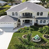 Golden Globe - Luxury on the Canal With Pool spa