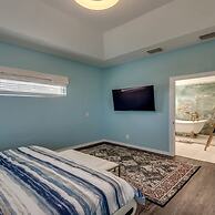 Golden Globe - Luxury on the Canal With Pool spa