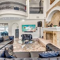 Golden Globe - Luxury on the Canal With Pool spa