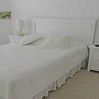 Altaira - top Location Lake View Pool Spa 4 Bed