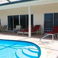 Altaira - top Location Lake View Pool Spa 4 Bed