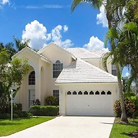 Altaira - top Location Lake View Pool Spa 4 Bed