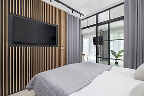 Cozy Apartment for 5 by Renters