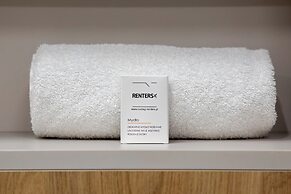 Cozy Apartment for 5 by Renters