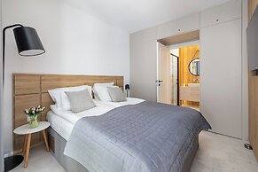 Cozy Apartment for 5 by Renters