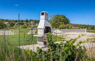 Med - Beautiful Home With Private Pool - H