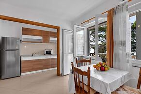 Anka - Amazing Location - Sa13