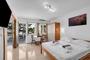 Anka - Amazing Location - Sa13