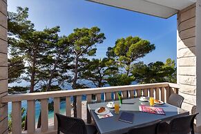 Anka - Amazing Location - Sa13