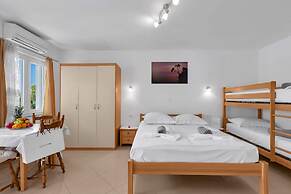 Anka - Amazing Location - Sa13