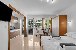 Anka - Amazing Location - Sa13