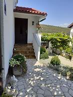 Ani - Garden With Playground - A1 Gornji