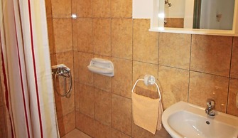 Anamaria - sea and Mountain View - H