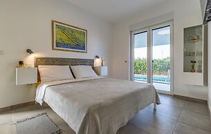 Duša - With Pool - H