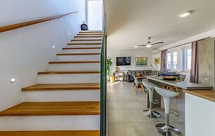 Duša - With Pool - H