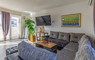 Duša - With Pool - H