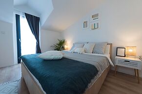 Villa Solis - Luxury With Pool - H