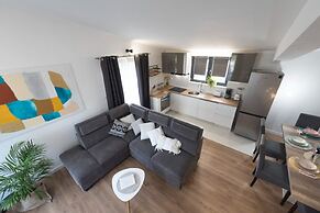 Villa Solis - Luxury With Pool - H