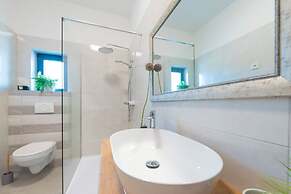 Villa Solis - Luxury With Pool - H