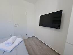 Jere: Modern and Near the sea - H