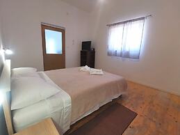 Kate - 200 m From Beach - A1