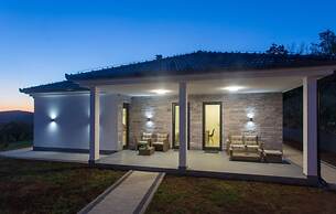 Marijana - Modern With Pool - H