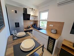 Jere - Modern and Near the sea - SA1