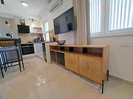 Jere - Modern and Near the sea - SA1