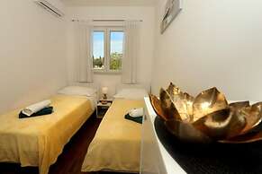 Slavica - With Pool - H