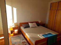 Mirjana: sea View & Balcony - A2 JN