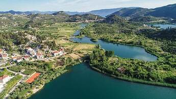 Vedran - With Beautiful Lake View and Private Pool - H