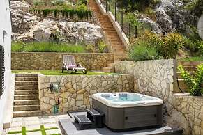 Vedran - With Beautiful Lake View and Private Pool - H