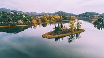 Vedran - With Beautiful Lake View and Private Pool - H