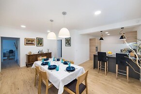 Vedran - With Beautiful Lake View and Private Pool - H