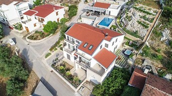 Vedran - With Beautiful Lake View and Private Pool - H