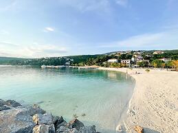 Miro - 300 m From sea - A1 Plavi