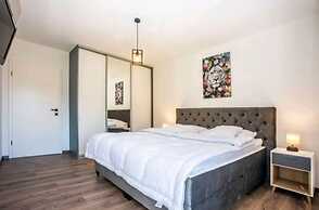 Bruno - Modern Apartment With Pool - A1