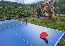 Bruno - Modern Apartment With Pool - A1