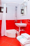 Dari - Near Beach - SA2