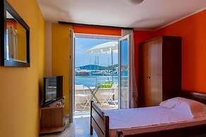 Dari - Near Beach - A1