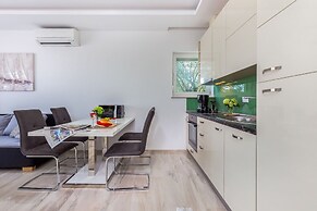 Igor - With Pool - A6